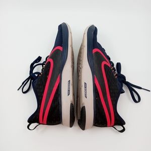 Nike Zoom Strike 2. Womens size 6.5. Running Shoe.